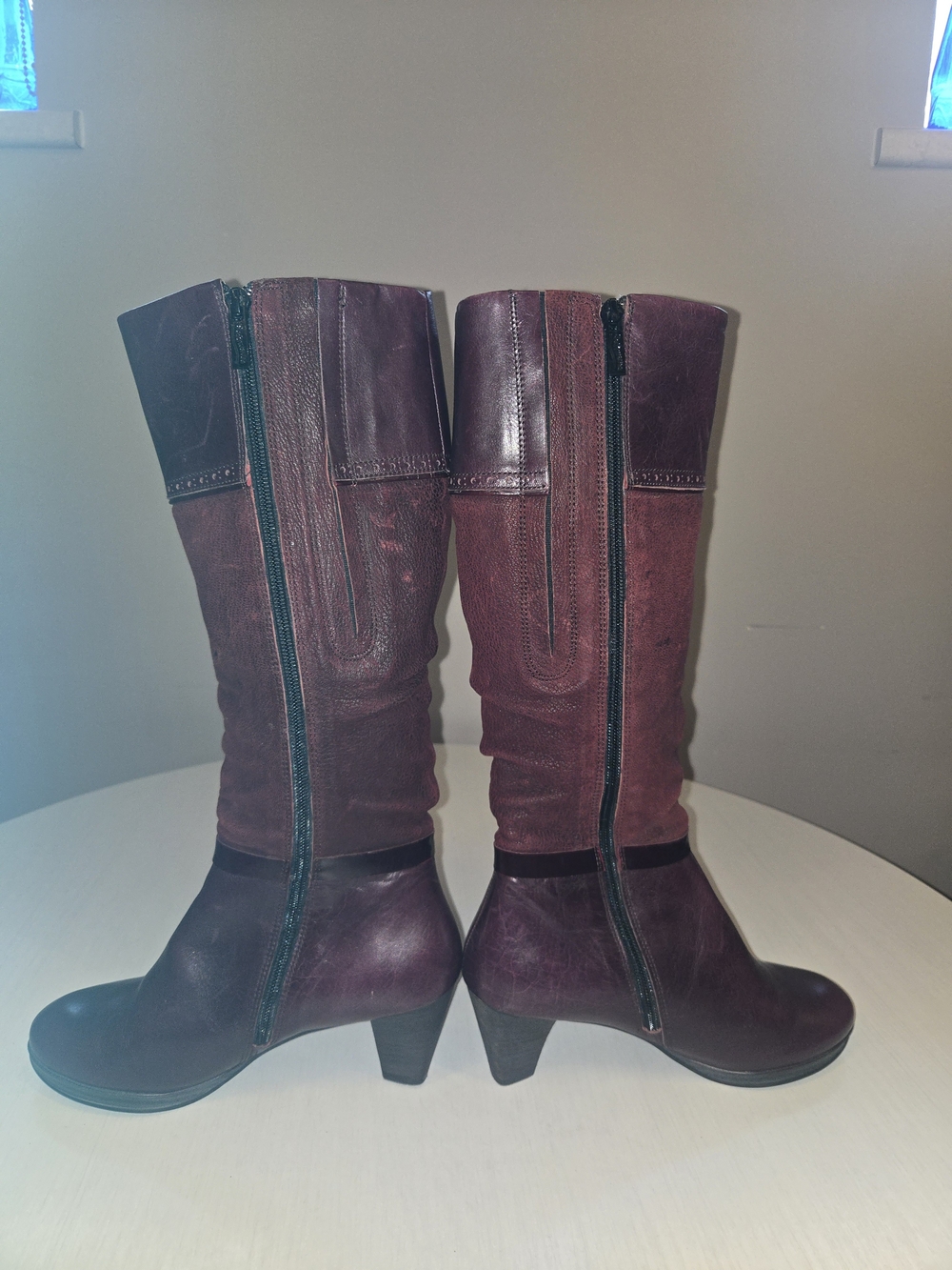 Women's Burgundy Genuine Leather Boots Sz.7
